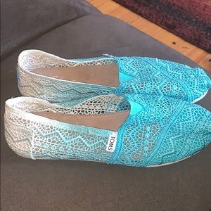 TOMS flats